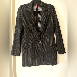 Ruby Ribbon Black Blazer with White Dashes